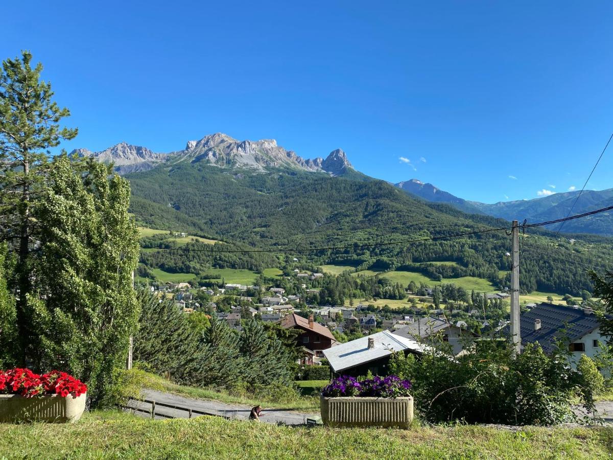 Soleil Et Vue Apartment Barcelonnette Luaran gambar